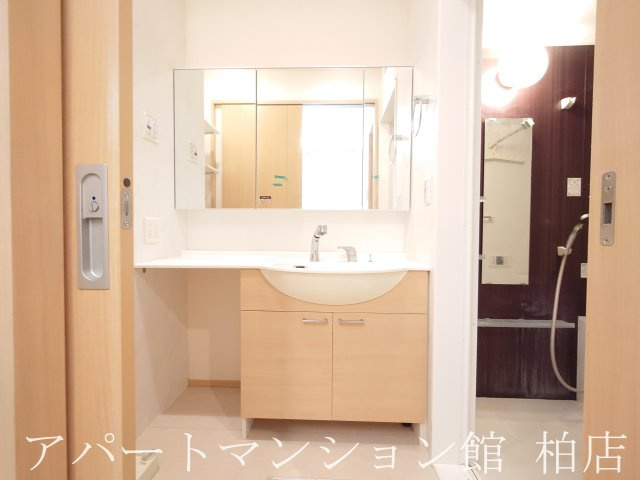 クレシアコートの浴室