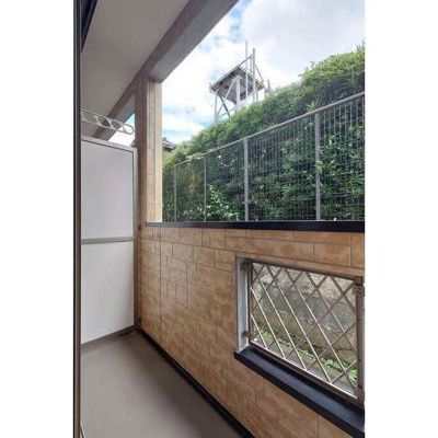 【バルコニー】