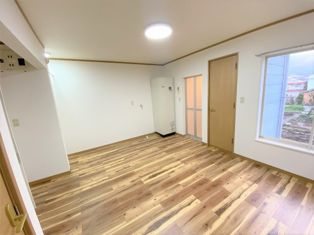 ドミール中貫の居間・リビング