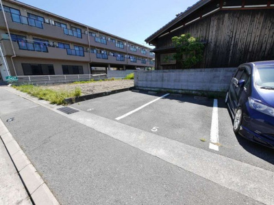 【駐車場】 | 大久保町谷八木貸家 | 1台付（2台目8,500円）
