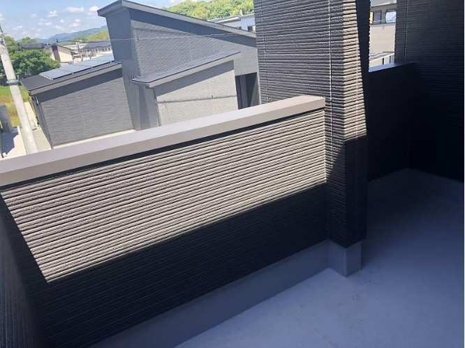 南国市元町　中古戸建　（築浅物件）のバルコニー