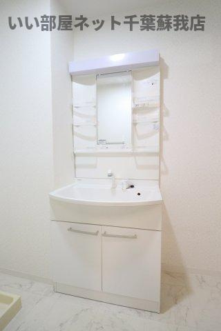 オーシャンビュー壱番館の洗面所|朝の準備に活躍する、洗髪洗面化粧台！