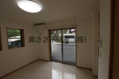 【洋室】 | AI高尾山口