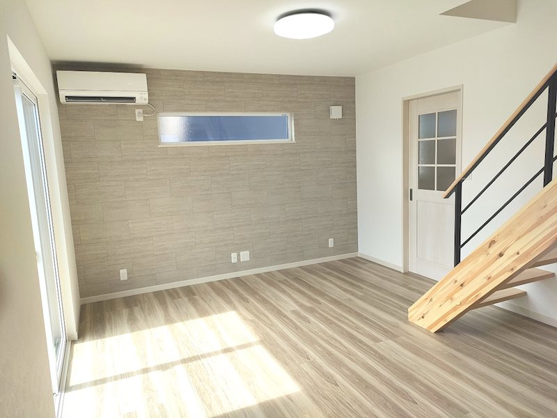 サンシティ柏崎No.17の居間・リビング