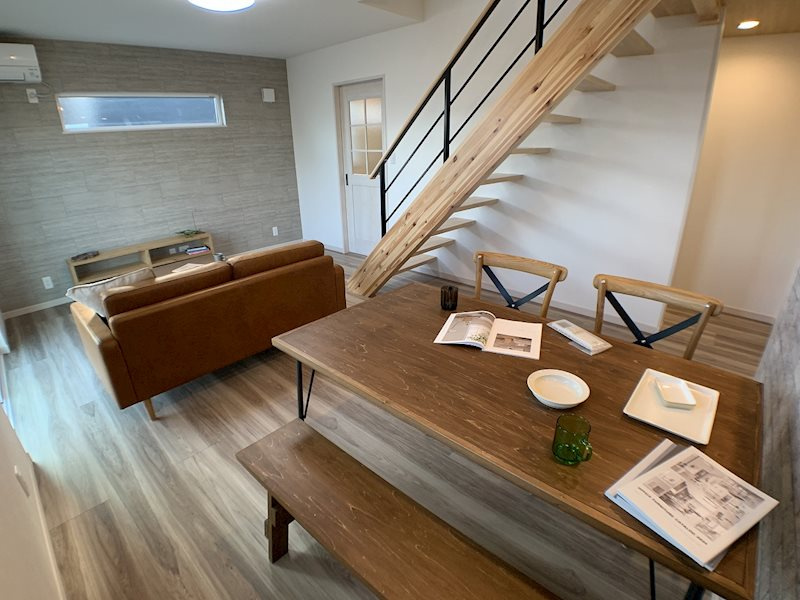 サンシティ柏崎No.17の居間・リビング