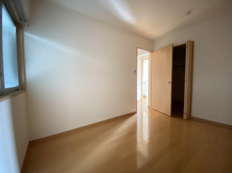 【寝室】 | レジデンス二の宮