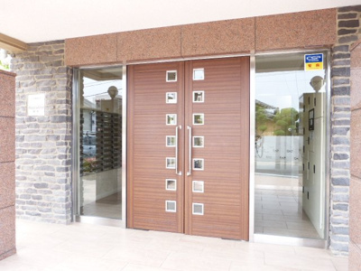 【エントランス】 | トレセリア暁町