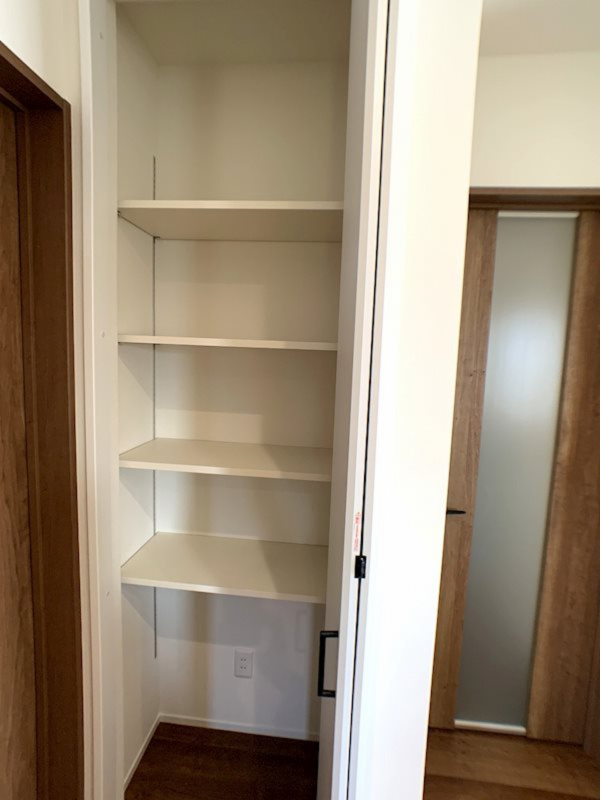 サンシティ沼館No.2の玄関|手洗い場付きの玄関。