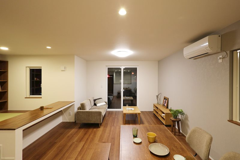 サンシティ沼館No.2の居間・リビング