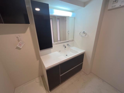 【洗面所】 | メゾン・ド・プリマヴェーラ | 洗髪洗面化粧台