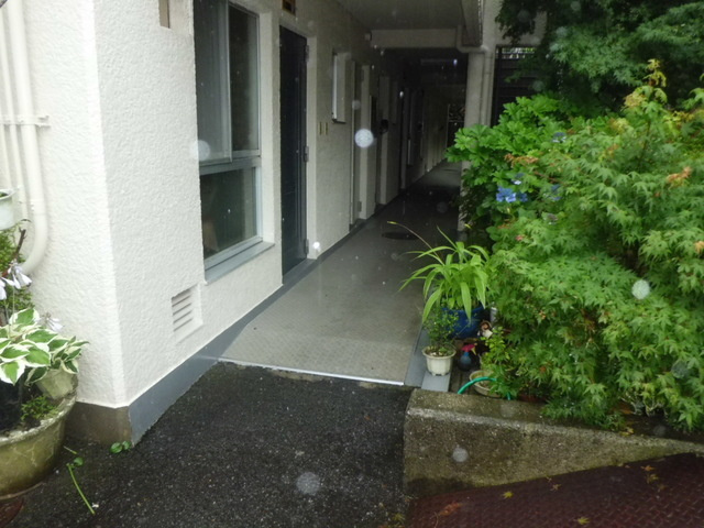 西甲南レジデンスのエントランス