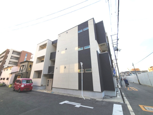 【外観】 | フジパレス下新庄６番館 | ツートンカラーの外観です