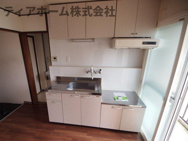 新和マンションのキッチン|きれいなキッチンです