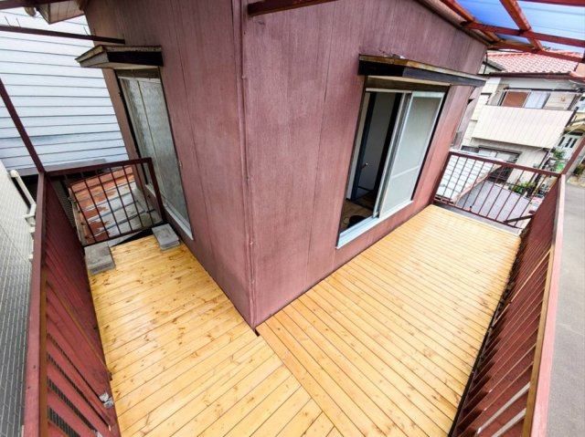 越谷市平方貸家のバルコニー