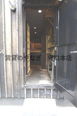 【玄関】 | ラムール守口