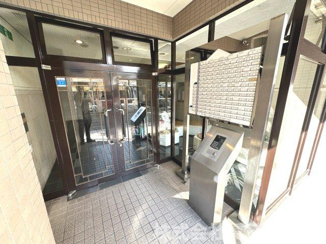 朝日プラザメルクマール眉山東のエントランス|ゆとりのあるエントランスです