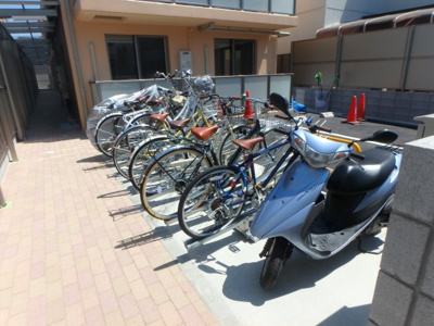 【その他共用部分】 | クラウド西宮北口 | 駐輪スペースです