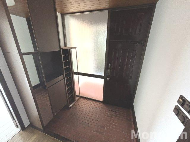 マザーグース戸建ての玄関