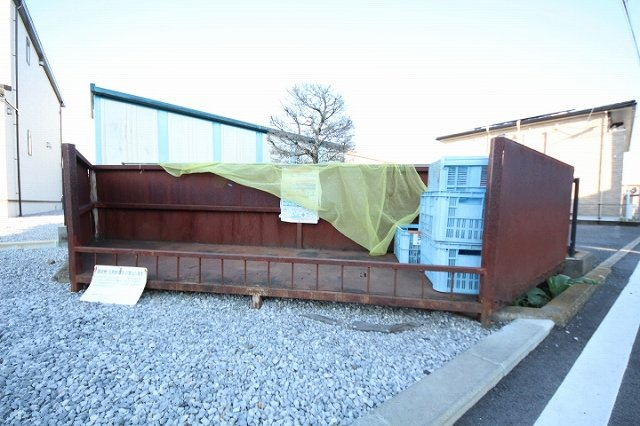 緑町3丁目アパートのその他|ゴミ置場です（敷地外です）