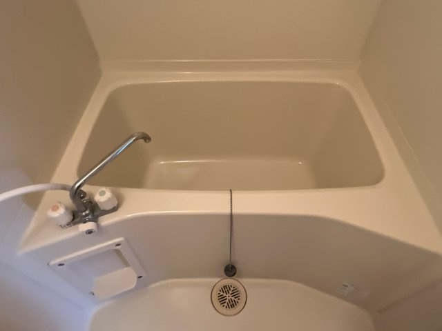 サンライズ城南の浴室