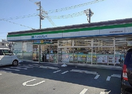 ファイン　ジニア　Ａの周辺|ファミリーマートまで350m