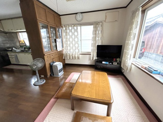 【居間・リビング】 | 岩美郡岩美町浦富 中古戸建て