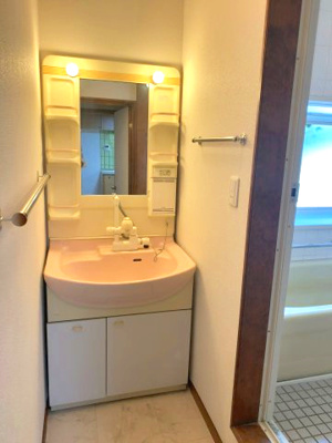 【洗面所】 | エレガンス初台 | 洗髪洗面化粧台