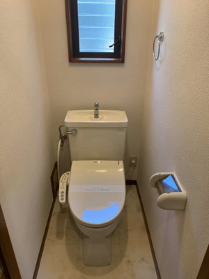 【トイレ】 | エレガンス初台 | １Ｆ温水洗浄便座
