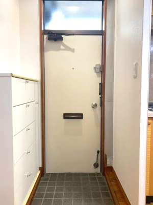 【玄関】 | エレガンス初台 | 室内コンディション良好