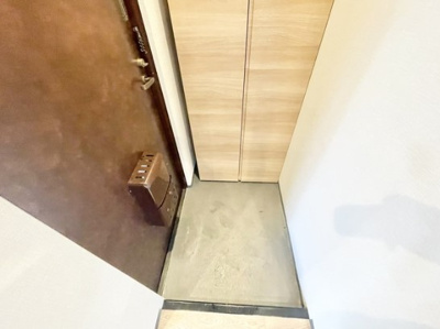 【玄関】 | ナンノ第31号館 | 玄関★