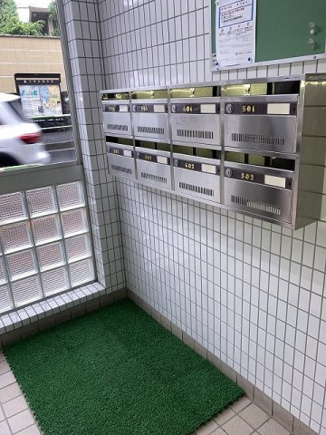 丸川ハイツのロビー