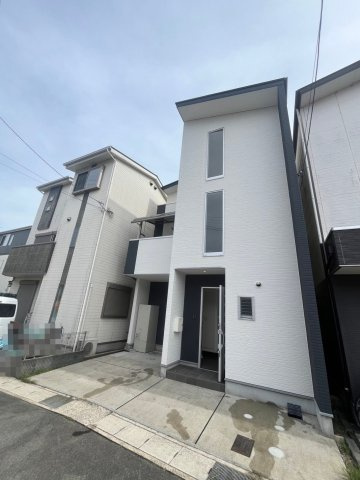 ◆リフォーム完了の美宅◆太陽光発電システム付オール電化４LDK◆駐車２台可◆伏見区羽束師菱川町の外観|外観