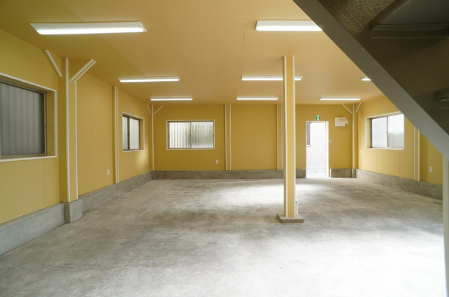 【内装】 | 笹目４丁目貸店舗 | １階　LED照明付　