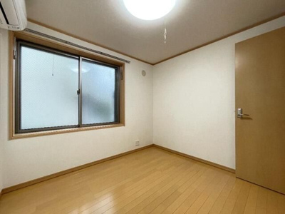 【洋室】 | レット・イット・ビー