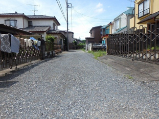 【前面道路含む現地写真】