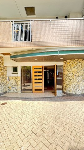 ネバーランド西宮鳴尾のエントランス|エントランス