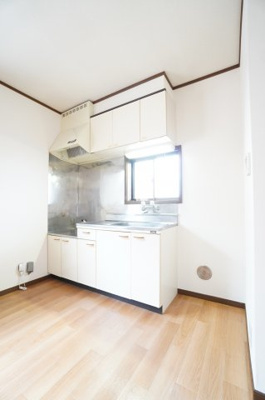 【キッチン】 | フォンテーヌD | ※同物件・反転タイプの写真です。