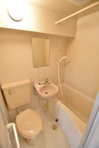 大阪市都島区中野町１丁目の賃貸マンションの浴室