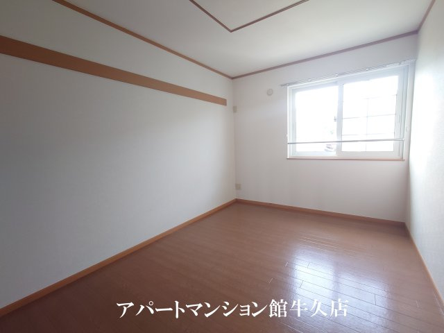 フラワⅠの洋室