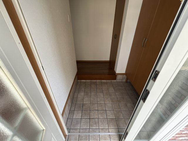 タウンさらの玄関
