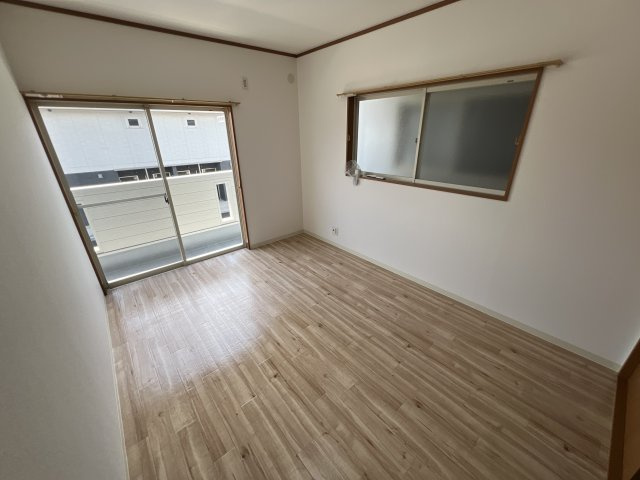 タウンさらの洋室