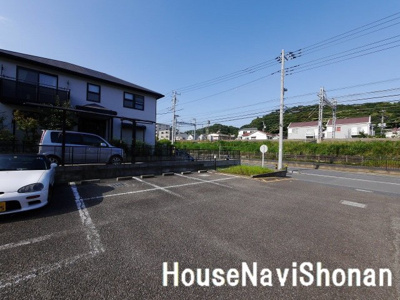 【駐車場】 | グレイス花の木弐番館