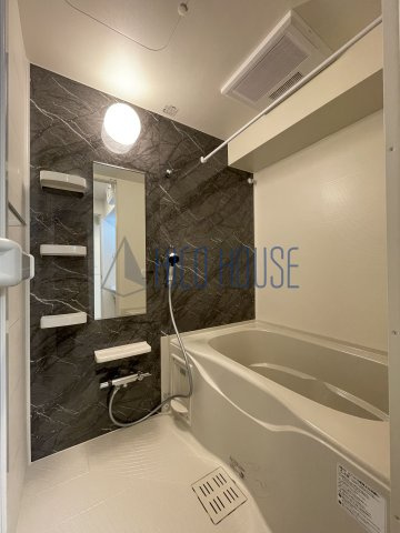 スプリング　サニーの浴室