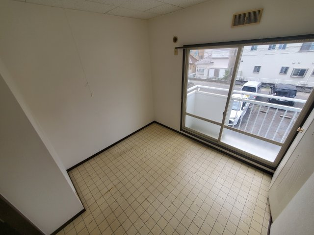 シャルマンコーポAの洋室|個人の部屋や寝室として使える洋室です