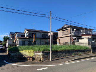 【外観】 | グランファミーロ高田町Ⅱ　売地　JR外房線「誉田駅」
西側からですと高低差が小さいので、駐車スペースに便利です。