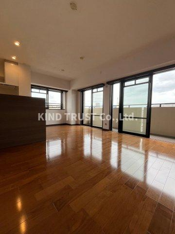 ライオンズマンション梅田中崎町の居間・リビング|使いやすいリビングです