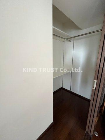 ライオンズマンション梅田中崎町の内装|明るい室内です