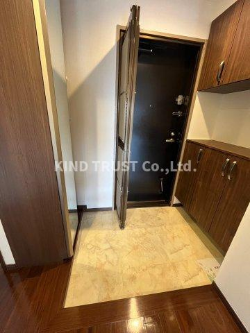 ライオンズマンション梅田中崎町の玄関|ゆったりとした玄関です