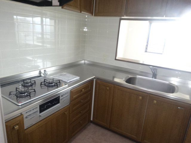 ラ・ビスタ宝塚イーストヴィラ１番館のキッチン