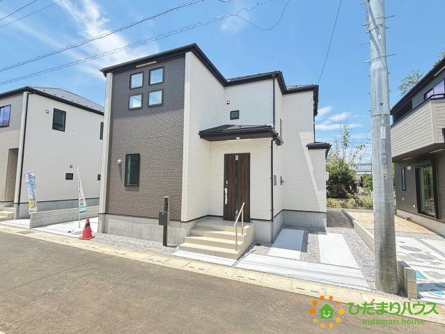 上尾市地頭方　5期　新築一戸建て　グラファーレ　02の外観|敷地面積36坪！
